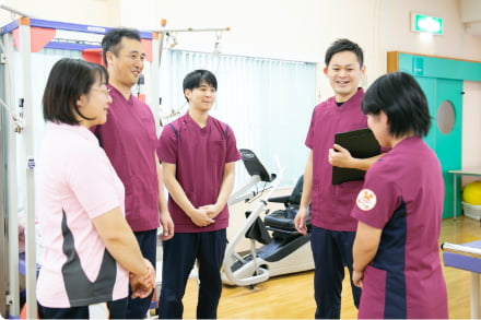 療法士の新入社員教育風景